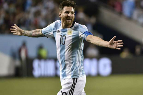 Argentina không xứng dự World Cup, trừ Messi