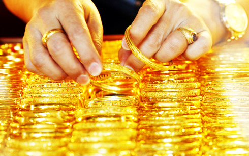 Giá vàng bật tăng mạnh trong ngày 20/10