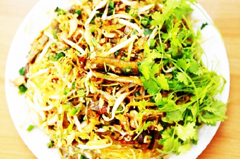 Mực khô xào miến