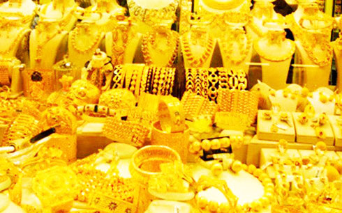 Giá vàng bật tăng mạnh phiên cuối tuần