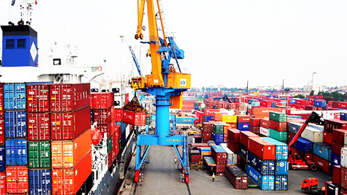 Xuất khẩu 10 tháng năm 2017 gần bằng cả năm 2016