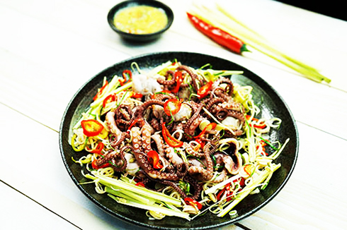 Bạch tuộc ngâm sả tắc chua cay ngon đúng vị