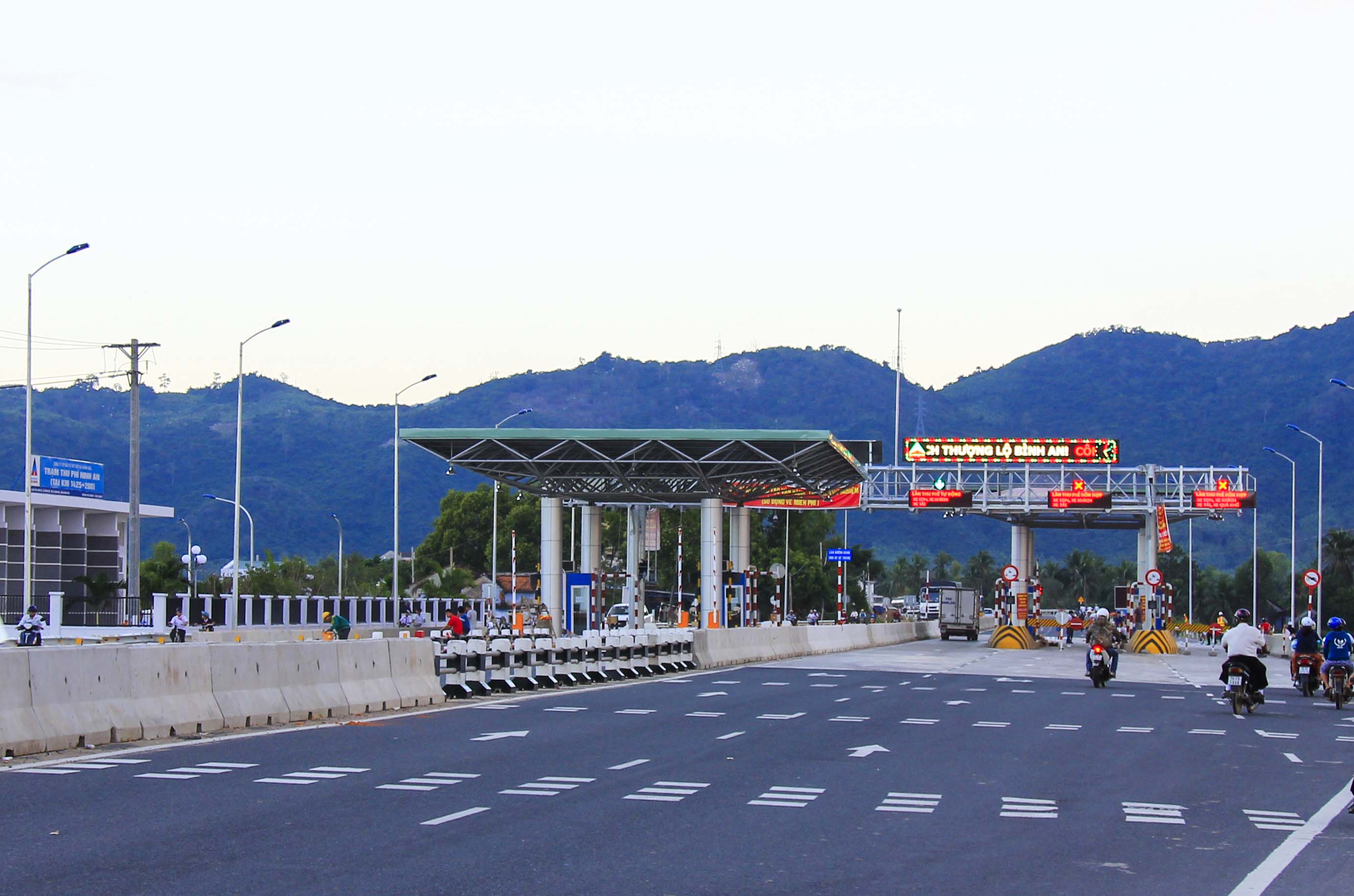 Từ ngày 1-12, giảm phí cho các phương tiện gần Trạm thu phí Ninh An