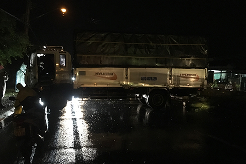 Quốc lộ 1A gián đoạn lưu thông 1 chiều do tai nạn giao thông