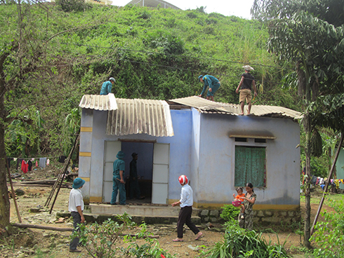 Khánh Vĩnh tập trung sức khắc phục hậu quả bão số 12