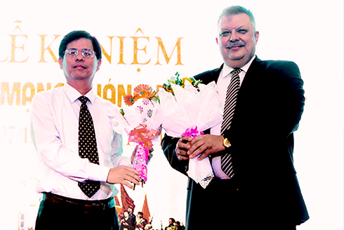 Tổ chức lễ kỷ niệm 100 năm Cách mạng Tháng Mười Nga