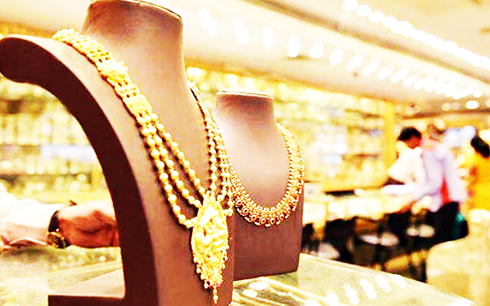 Giảm giá, chờ sóng mới