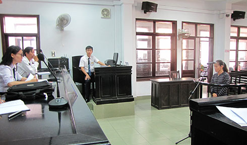 Bị phát hiện, đạo chích quay lại giấu tại chỗ trộm