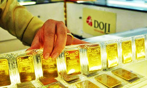 Giá vàng hôm nay 14/11: Ồ ạt bán tháo, vàng chìm đáy thấp