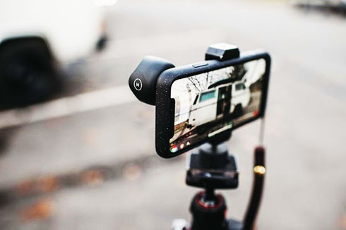 Những chiếc vỏ bảo vệ iPhone X của Moment sẽ làm việc với ống kính do công ty phát triển