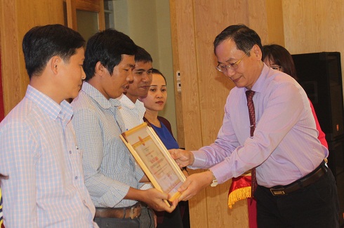 Sơ kết Đề án tăng cường tri thức trẻ về công tác tại các xã