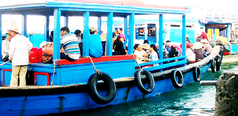 Những chuyến đò nguy hiểm