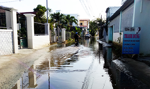 Đoạn đường thường xuyên ngập úng