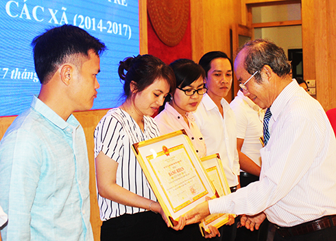 Đưa trí thức trẻ về xã: Hiệu quả bước đầu