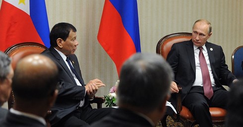 Tổng thống Philippines Rodrigo Duterte và Tổng thống Nga Vladimir Putin. (Ảnh: Sputnik)