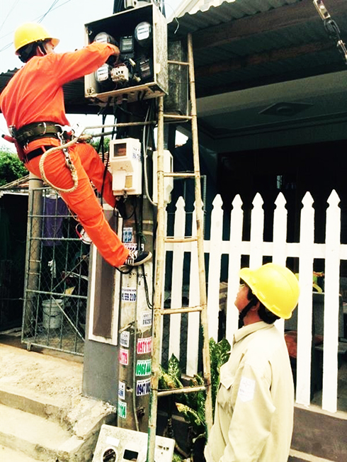 Phát hiện gần 700 vụ vi phạm sử dụng điện
