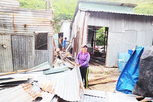 Chót vót giá công thợ mùa cao điểm