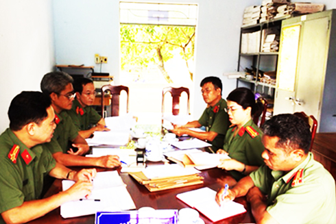 Đội An ninh - Phong trào xã, Công an Khánh Sơn: Nhiều cách làm hay