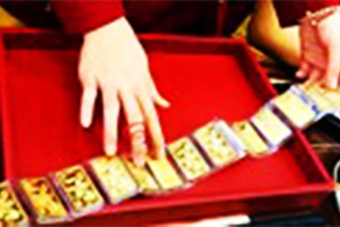 Giá vàng suy giảm phiên giao dịch sáng đầu tuần