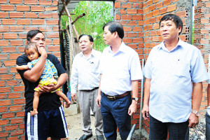 Cam Lâm: Tiếp tục hỗ trợ người dân ổn định cuộc sống