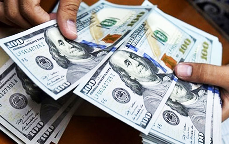 Tỷ giá trung tâm giảm, USD tại NHTM tăng