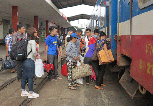 Chạy thêm tuyến tàu Nha Trang - Sài Gòn dịp Tết Dương lịch 2018