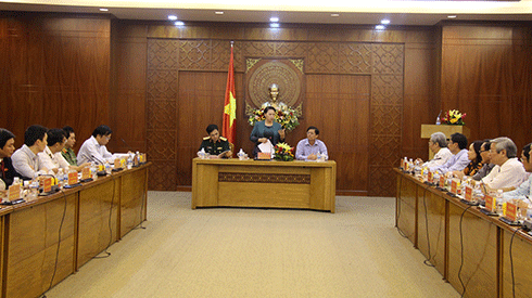 Chủ tịch Quốc hội Nguyễn Thị Kim Ngân thăm, làm việc tại Khánh Hòa