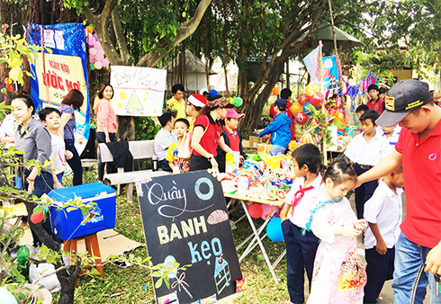 Hội chợ từ thiện &quot;Ngày hội ước mơ năm 2017&quot;