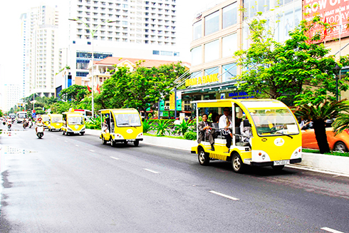 Không phát triển thêm xe ô tô chạy bằng điện