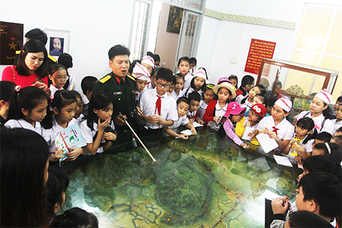 Hoạt động kỷ niệm ngày thành lập Quân đội nhân dân Việt Nam