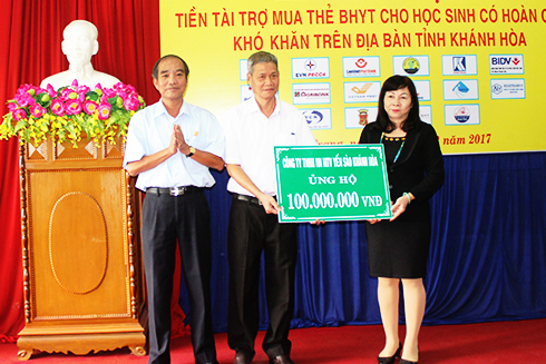 Hỗ trợ mua bảo hiểm y tế cho học sinh, sinh viên khó khăn: Món quà ý nghĩa