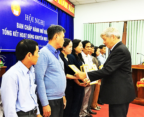 Tổng kết hoạt động khuyến học năm 2017