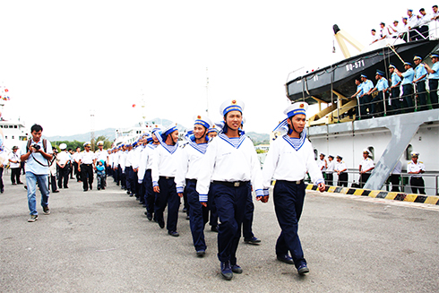 Xuân về sau mùa giông bão