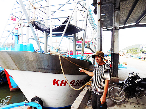 Người "hạm trưởng" gắn bó với biển