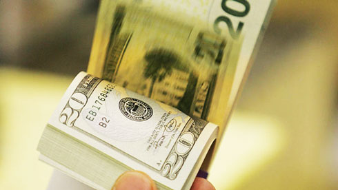 Tỷ giá ngoại tệ ngày 4/1: USD bật tăng từ đáy 4 tháng