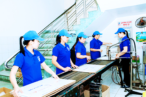 Sát cánh cùng người lao động