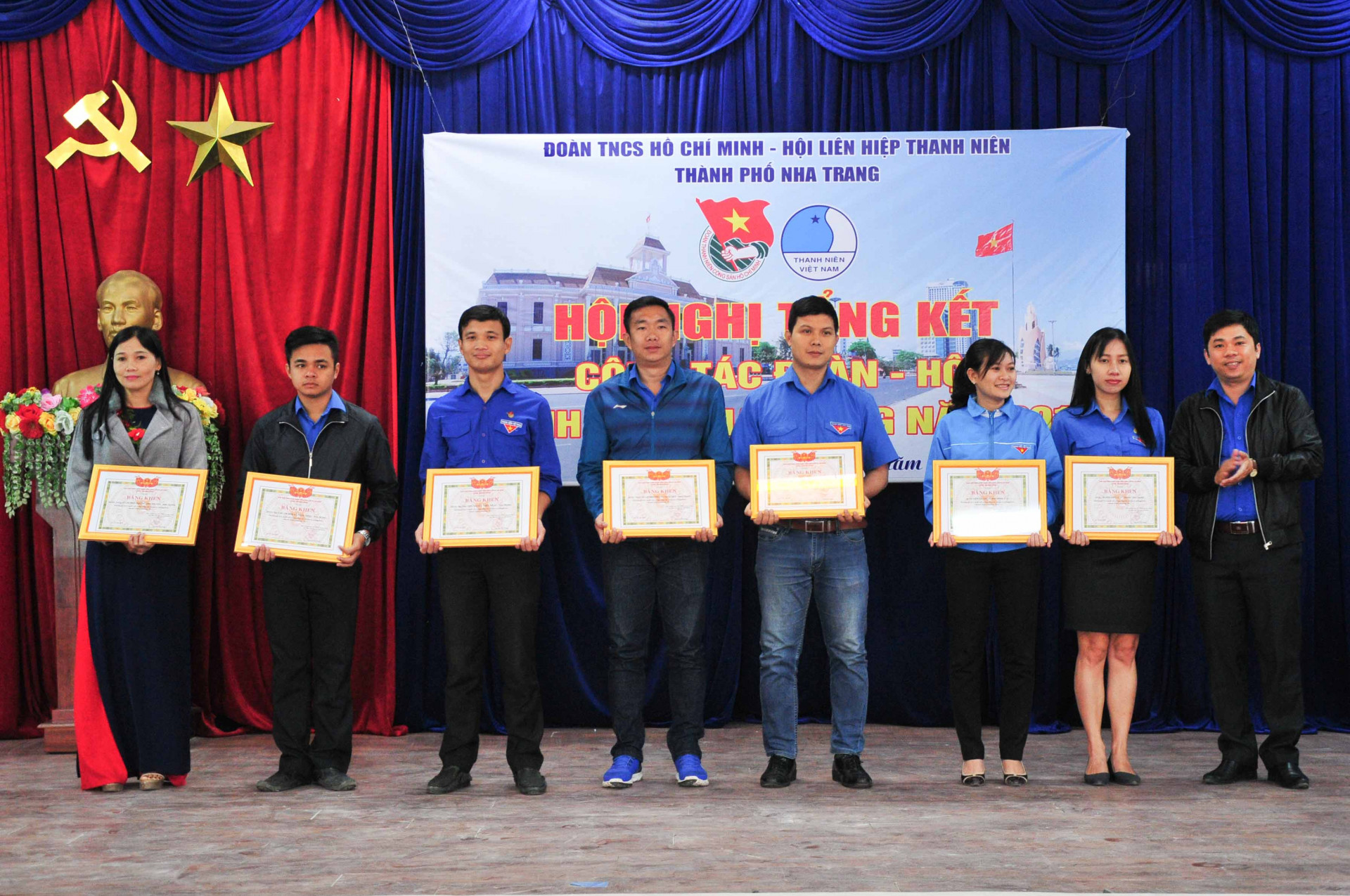 Tỉnh đoàn khen thưởng các tập thể xuất sắc trong công tác Đoàn của Tp. Nha Trang