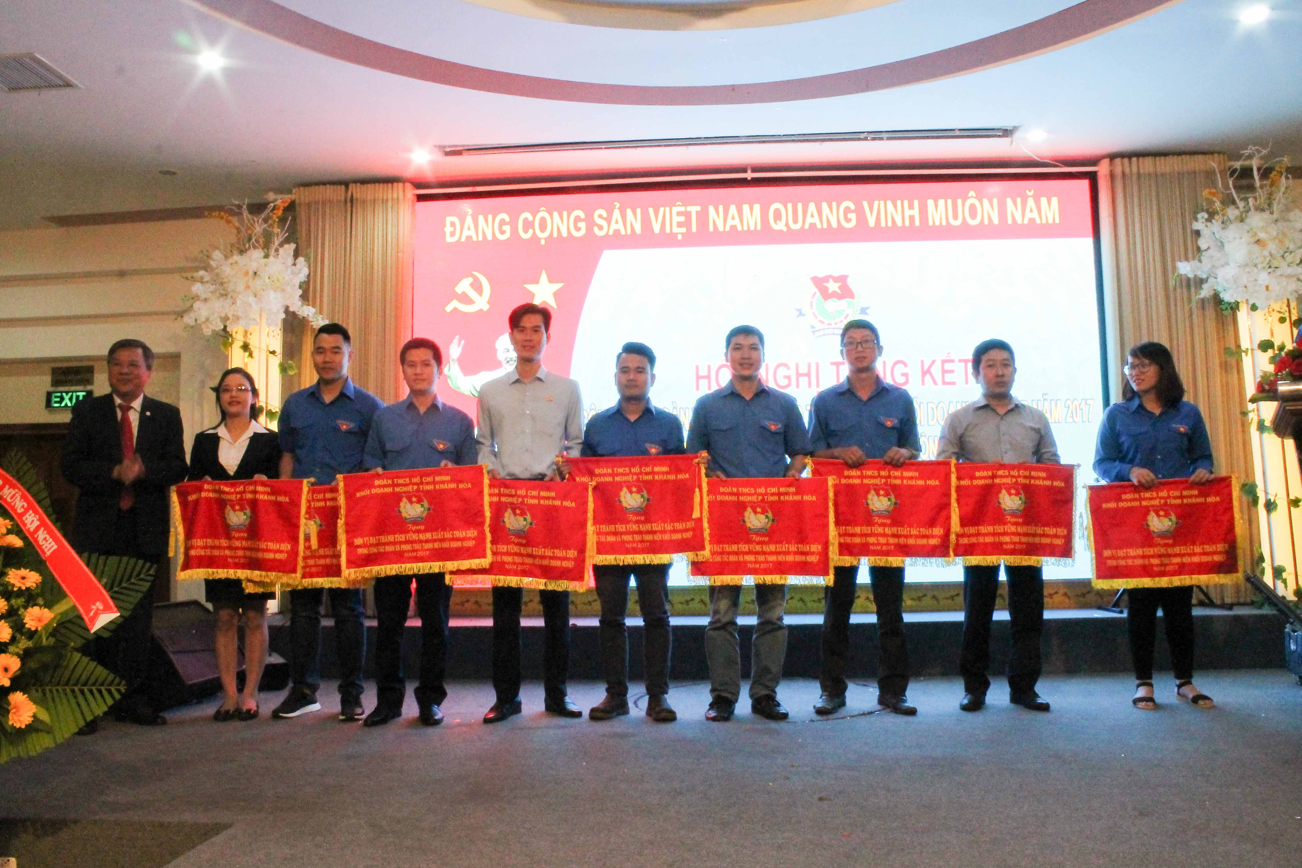 Đoàn Khối doanh nghiệp tỉnh: Khen thưởng nhiều tập thể đạt thành tích tốt