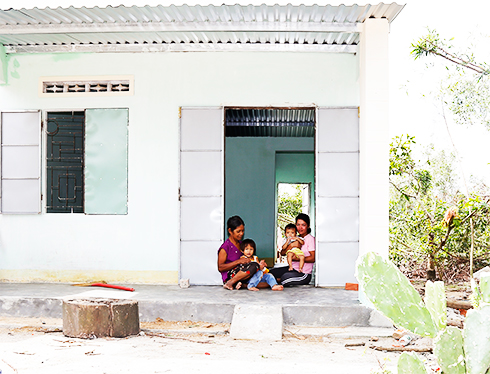 Khánh Vĩnh: Sắp hoàn thành việc xây, sửa nhà