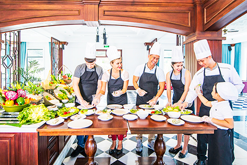 Lớp học nấu ăn (Cooking class) sẽ “cá nhân hóa” dịch vụ ẩm thực đến từng khách hàng.