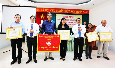 Tập trung chăm lo cho nhân dân đón Tết vui vẻ, ấm cúng