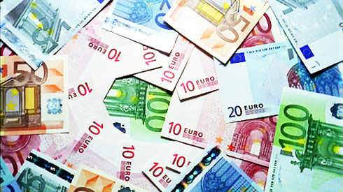 USD trượt dài, không thấy đáy