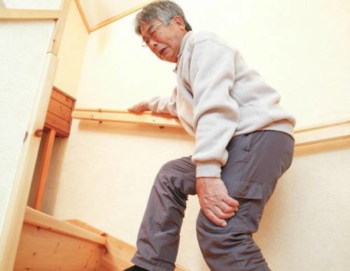 5 cách phòng bệnh xương khớp khi trời lạnh