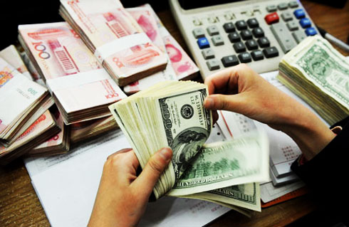 Nỗi lo USD lún sâu dưới đáy 3 năm