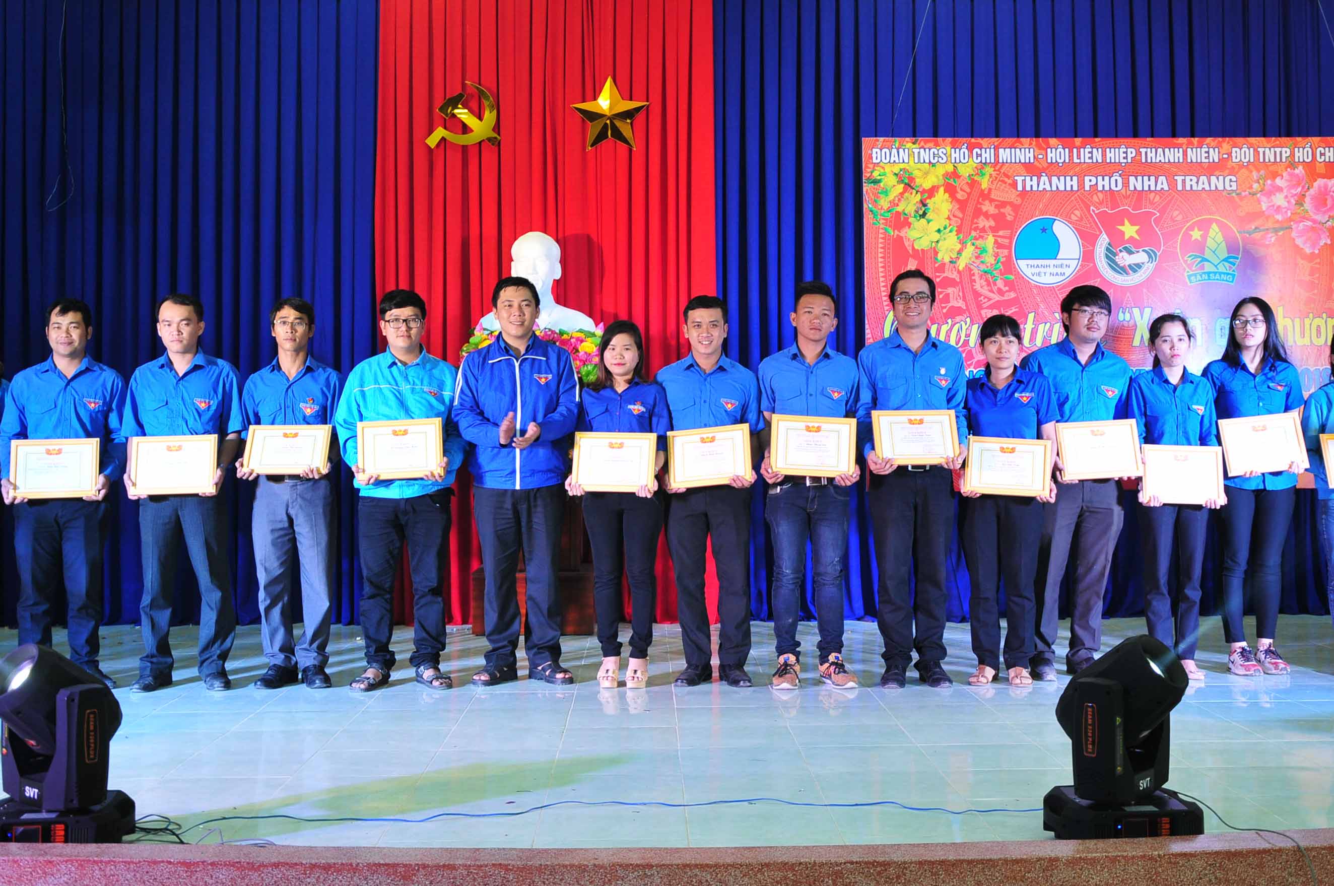 Thành đoàn Nha Trang: Biểu dương 20 đảng viên trẻ tiêu biểu
