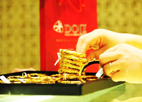 Giá vàng hôm nay 5/2: Vào chu kỳ giảm giá