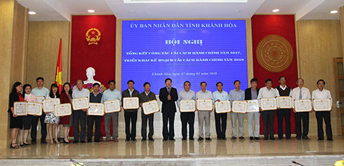 Năm 2018, chuyển phần lớn giao dịch sang trực tuyến mức độ 3, 4