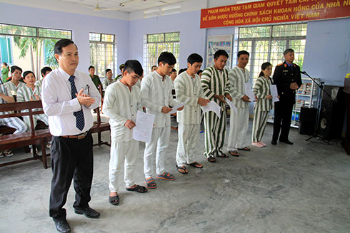 485 phạm nhân được giảm án dịp Tết Mậu Tuất 2018