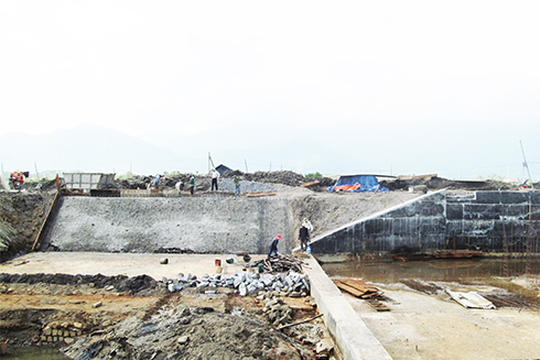 Công trình đê Ninh Hà: Sẽ giải quyết ngập úng, xâm nhập mặn