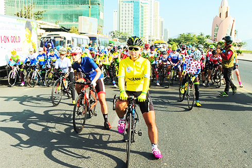 Xuất phát chặng 5 tại Nha Trang